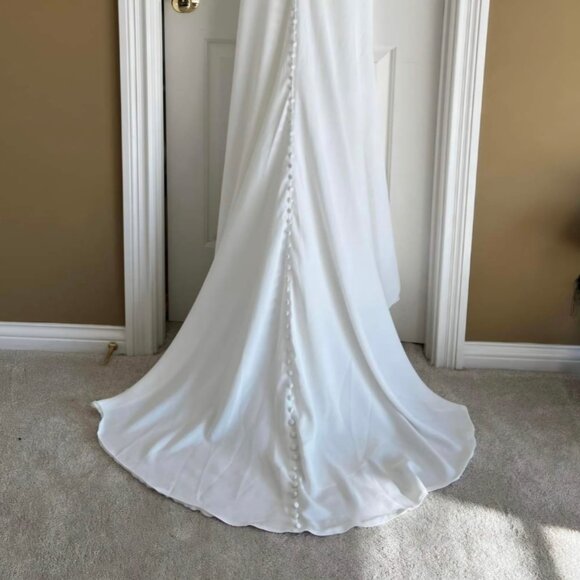 Allure Bridal 9417 Wedding Gown - Picture 9 of 11